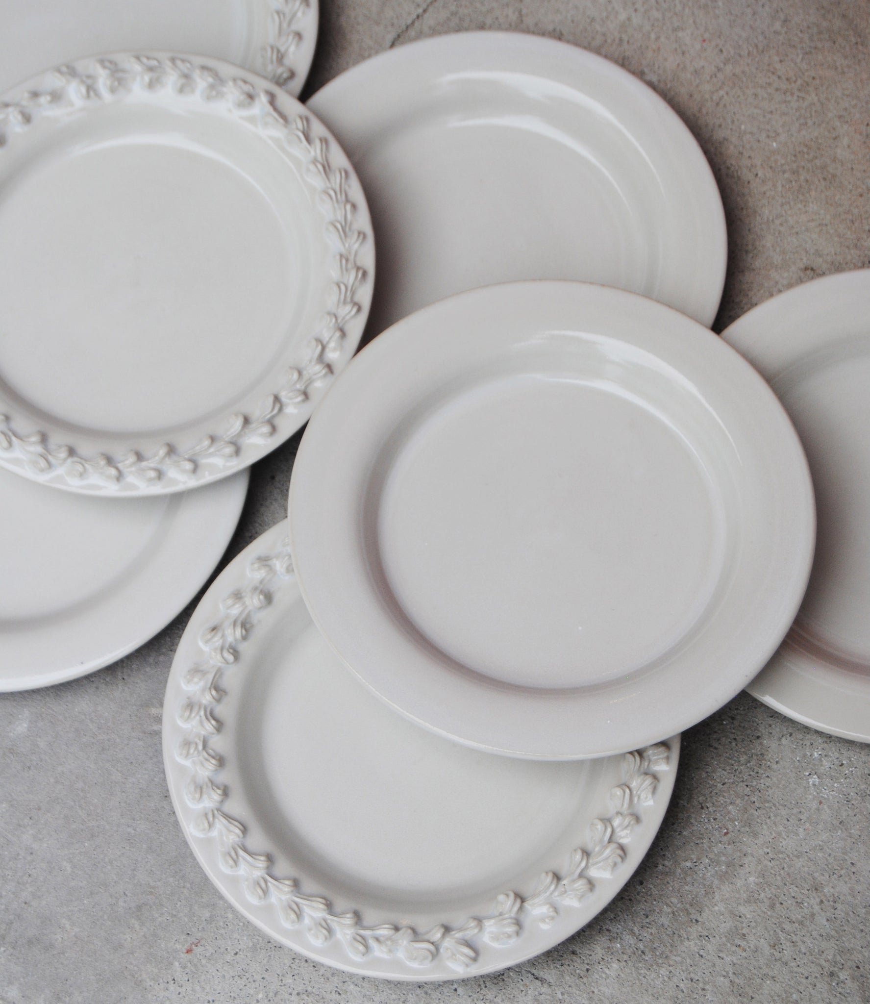 ava serving plate